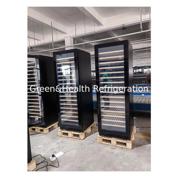 Certyfikat ETL Czarne wielowarstwowe regały z buków, półki z drewna, skrzynki do przechowywania wina, wysokiej jakości chłodnie