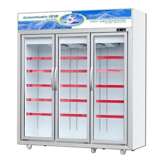 Supermarket / Sklep z trzema szklanymi drzwiami wyposażony w lodówki z wyświetlaczem zamrażania